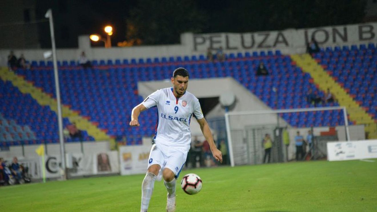 EXCLUSIV | Mihai Roman a explicat, punct cu punct, cum a reușit cea mai frumoasă execuție a etapei: "Mi-au zis colegii că dacă dădeam pe lângă minge, râdeau de mine tot anul". Mijlocașul de la Tottenham care l-a fascinat 