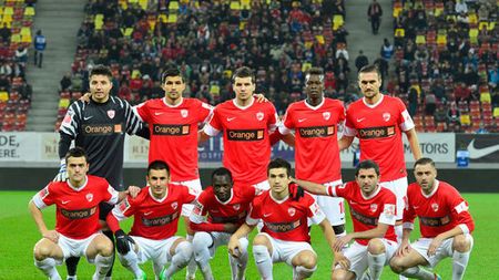 Dinamo, pe marginea prăpastiei!** "Ultimul salariu l-am luat în septembrie!" Nu au bani nici de cantonamente