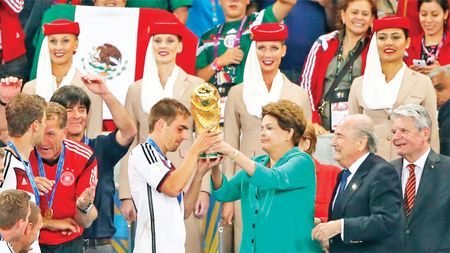 Sportul, finanțat pe rute aeriene. Emirates a luat prim-planul la finala CM, alți 4 giganți aerieni își promovează imaginea prin peste 100 de contracte de sponsorizare