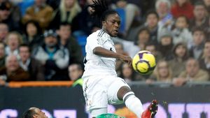 Transformarea șocantă a lui Royston Drenthe, fost fotbalist la Real Madrid: s-a îngrășat enorm și a semnat cu o echipă din liga a 4-a spaniolă!