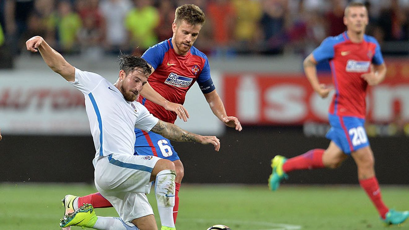 Doi jucători de bază de la Sparta Praga au dat cu bâta în baltă: "Locul femeilor este în bucătărie!" Șefii clubului i-au sancționat imediat. Unde se antrenează acum cei doi :)