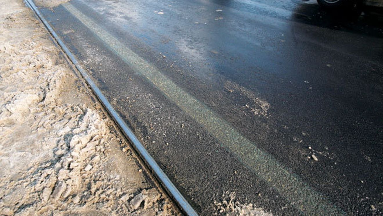 FOTO 'paranormal'** Linia continuă peste care a trecut Mircea Lucescu înaintea accidentului a DISPĂ‚RUT aproape definitiv