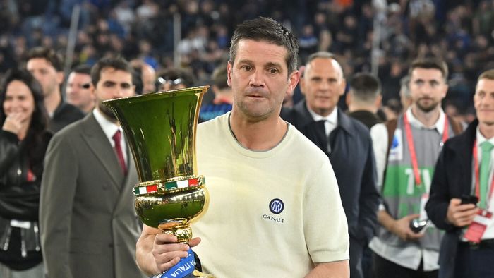 „Îi spuneam băiatul lui tata…”. Cristi Chivu nu mai vorbește cu nașul lui de cununie, impresarul Victor Becali