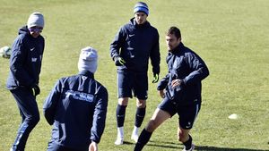 Fotbalistul FCSB a fost lovit cu brutalitate și ochiul său drept a ajuns să stea pe o placă de titan! Dezvăluiri dure despre momentul când rivalul l-a distrus: „Zgârciul de la ochi a fost făcut franjuri! Dacă pui mâna se simt șuruburile”