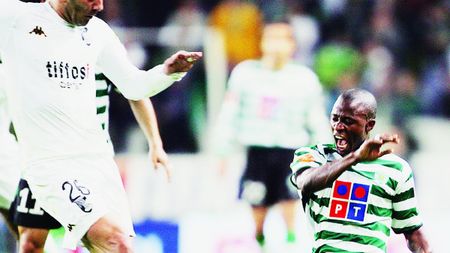 Ciobi își freacă mâinile: asta DA lovitură pentru Dinamo!** El e fundașul pentru care "câinii" ar achita și biletele de avion: are în palmares un adevărat RECORD