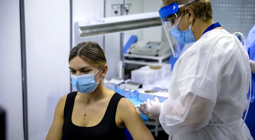 Simona Halep și Valeriu Gheorghiță au ajuns în The Guardian, după vaccinarea preferențială anti-Covid! Sportiva și-a atras critici + contraexemplul NBA