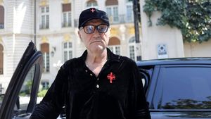 Patronul multimiliardar din fotbal care i-a făcut pe Gigi Becali, George Copos, Marian Iancu și Adrian Porumboiu să se „rușineze” de averile lor: „În total, ei nu se apropie de banii lui!”. EXCLUSIV