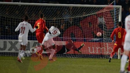 Anglia i-a speriat pe tinerii lui Săndoi!** VIDEO - Zaha a avut o execuție superbă