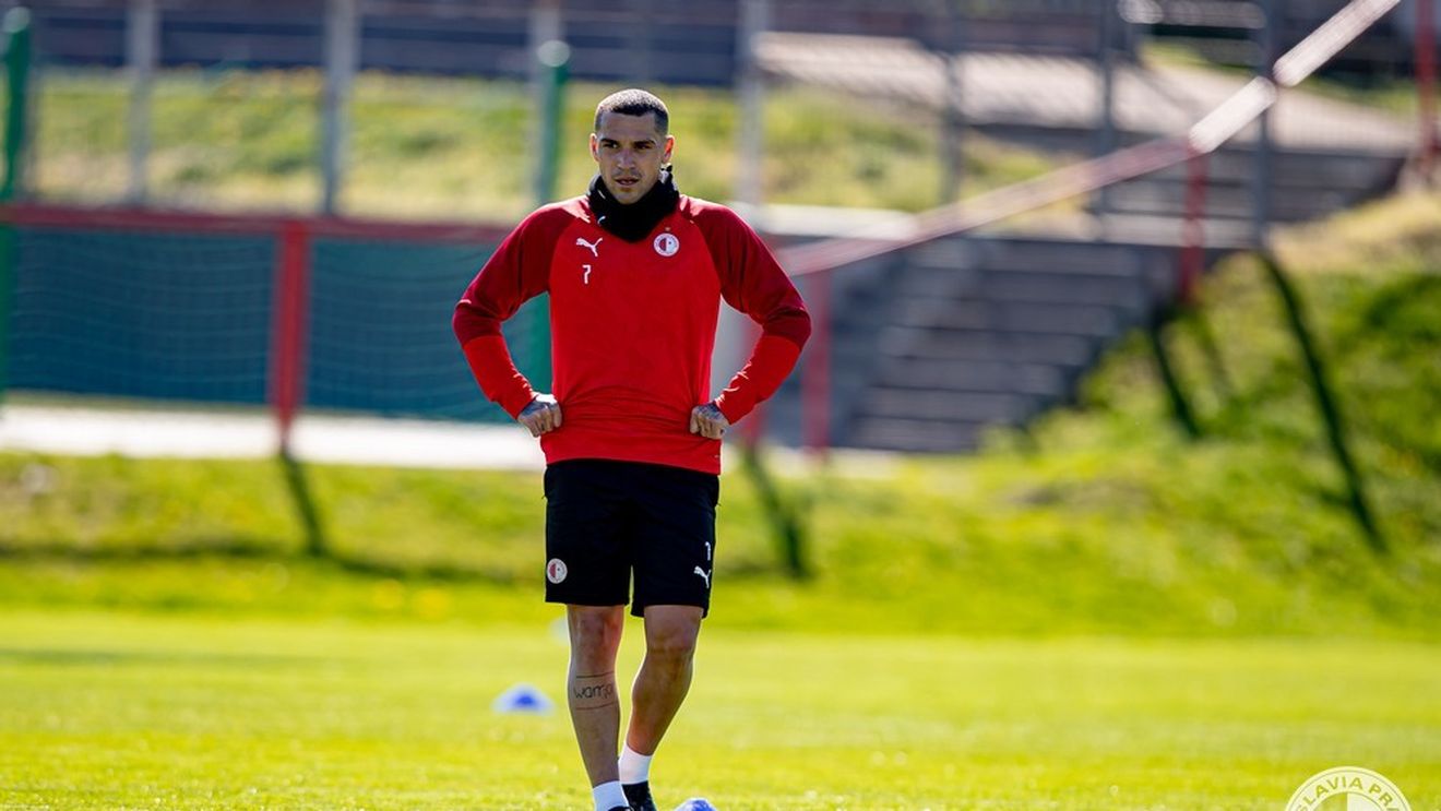 Nicolae Stanciu, luat tare de antrenor după revenirea din izolare. „Aștept mai mult de la el. Poate să fie cel mai bun jucător din campionat!”