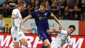 EURO 2020 | Românul care e aproape de grupele Ligii Campionilor poate fi surpriza lui Cosmin Contra din meciul cu Spania! Trăiește o perioadă de vis, după ce a cucerit și titlul