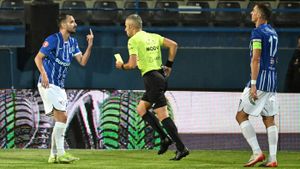 „Nu mi se pare ok comportamentul lui”. Ce i-a spus arbitrul fotbalistului lui Gică Hagi