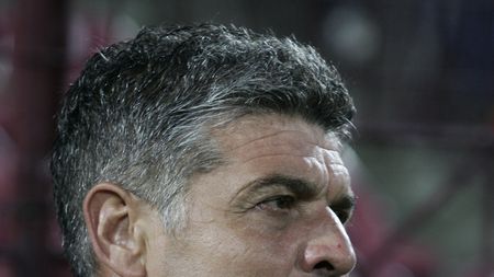 Andone: "Argaseala ridica fanionul bine pentru unii"