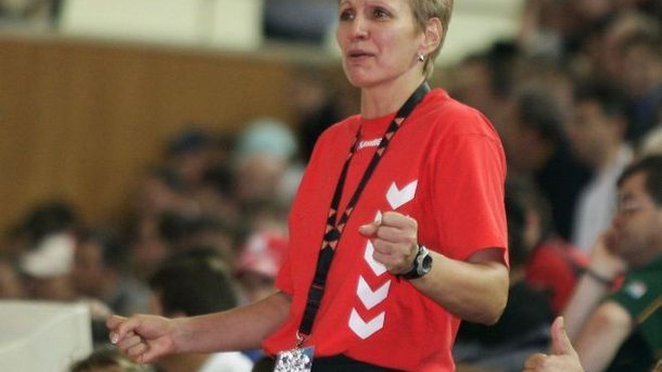 "Le înțeleg suferința fetelor de la Oltchim! Nu e imposibil de recuperat diferența de 7 goluri!"