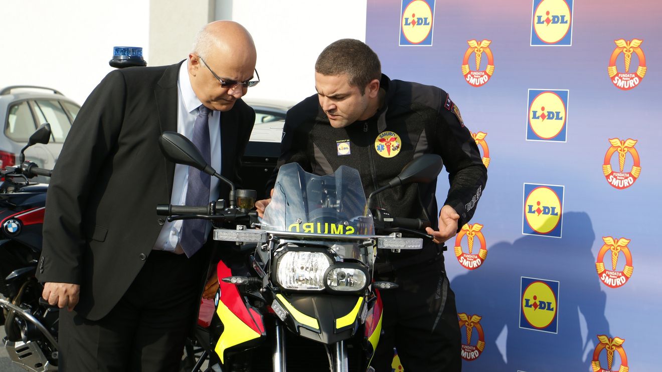 FOTO | Dotări speciale pentru SMURD. Serviciul de intervenție va avea 7 motociclete BMW F700 GS