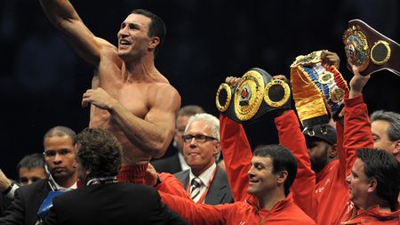 "Imaginează-ți că ești părintele unui puști de 19 ani care merge la Jocurile Olimpice, urcă în ring și îl găsește acolo pe Vladimir Kliciko". Ce urmează