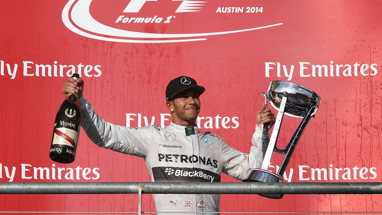 Lewis Hamilton: "Mi-am împlinit un vis din copilărie, este incredibil să fiu triplu campion mondial"