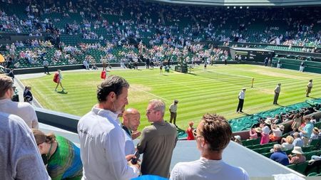 Loja Simonei Halep, neîncăpătoare la semifinala de la Wimbledon cu Elena Rybakina! | FOTO