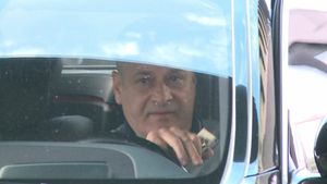 Neluțu Varga, optimist după ce a aflat că CFR Cluj va întâlni Lazio Roma. „Poate fi bătută. Nu suntem demoralizați”. Pentru ce se felicită după calificarea sărbătorită cu ceai | EXCLUSIV