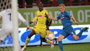 Ce transfer pentru Lacina Traore! Ivorianul e dorit de Juventus! Petrescu: "Merge acolo din iarnă"