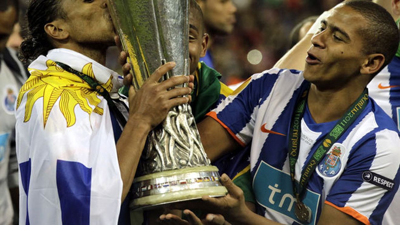 Vara care va sfida criza!** Portughezii s-au hotărât să bată recordul stabilit de echipa lui Mourinho! Vestea care aduce bucurie și la CFR