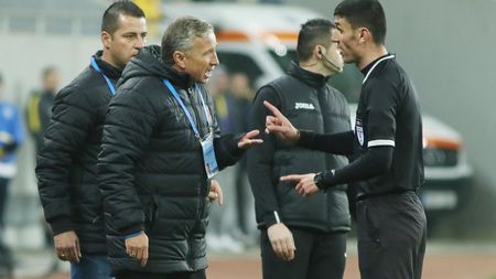 Dan Petrescu joacă tare! "Dacă vom câștiga devenim favoriți, la meci nul mai rămânem cu 30 % șanse". Ce spune despre arbitraj și despre întâlnirea cu MM Stoica