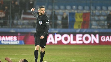 Gata! Au venit înregistrările audio cu dialogul dintre arbitri și camera VAR la faza controversată din Farul - CFR Cluj: „Andrei, poți să...”