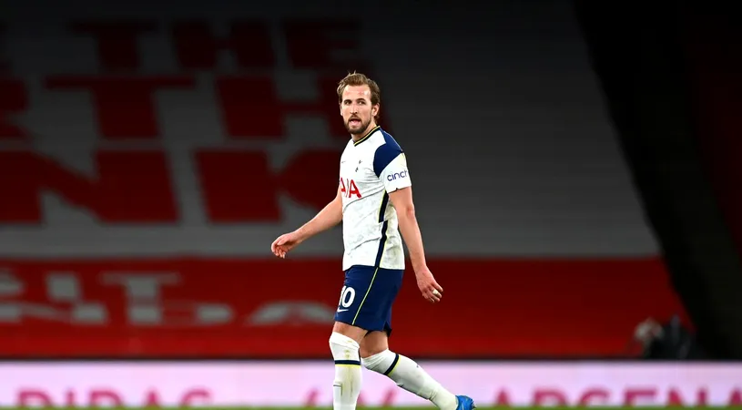 Harry Kane l-a egalat pe legendarul Alan Shearer, după ce a câștigat pentru a treia oară trofeul de golgheter în Premier League!