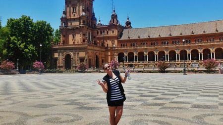 Bianca, fiica lui Dorinel Munteanu, este o prezență discretă. Cum arată la 30 de ani singura fată a unuia dintre liderii Generației de Aur. GALERIE FOTO