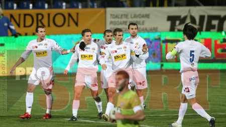 Iancu: "Unii jucători nu s-au ridicat la nivelul banilor pe care îi cheltuiesc cu ei!" CE CREZI?