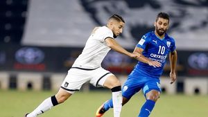 Hamroun, tontogol în Qatar! Algerianul și-a lobat propriul portar, dar și-a luat revanșa | VIDEO