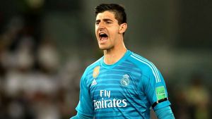 Thibaut Courtois, portarul lui Real Madrid, fanul lui FC Argeș. „Ne-a făcut o surpriză și a devenit parte a familiei vulturilor alb-violeți!” | FOTO