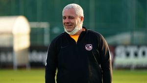 Revine Marius Șumudică în România? Un nou apropo către conducerea Rapidului: „Aștept să văd ce se întâmplă acolo”