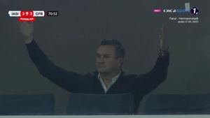 Cristi Balaj nu înțelege cum s-a anulat golul lui Bîrligea: „O greșeală majoră de arbitraj. Nu a fost ofsaid” | EXCLUSIV