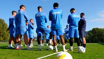 Corvinul este, teoretic, mare favorită la victorie contra FC Bacău. Florin Maxim apreciază echipa lui Costel Enache: ”Dacă te simte că o lași să joace, chiar joacă”