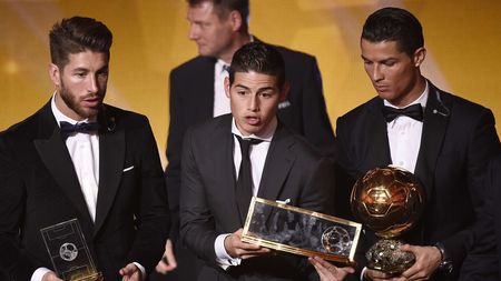 "Dragă Cristiano, vreau să te felicit. Deja ți-ai lăsat amprenta în istoria fotbalului". Mesajul lui Platini pentru Ronaldo