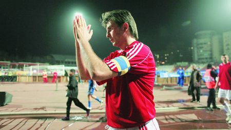 Ceartă-n haită! **Lupescu n-a vrut să joace alături de Lupu în meciul old-boys! Vezi motivul!