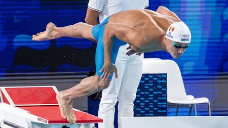 Cine transmite la TV finala lui David Popovici la 100 metri liber de la Campionatele Europene de la Paris