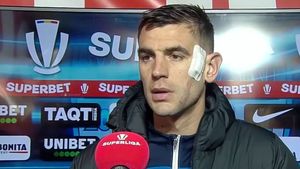 Igor Armaș a rămas cu probleme mari după intrarea brutală a lui Malcom Edjouma. Fundașul lui FC Voluntari va ajunge pe mâinile medicilor