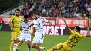 Lovitură pentru o echipă care a jucat baraj pentru Superligă în vară! A fost sancționată de FRF cu scădere de puncte