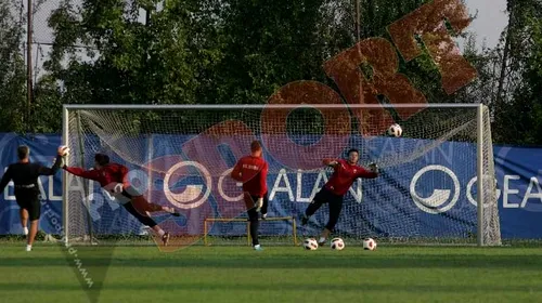FOTO Andone pregătește o tactică cu doi portari pentru meciul cu Rapid :)