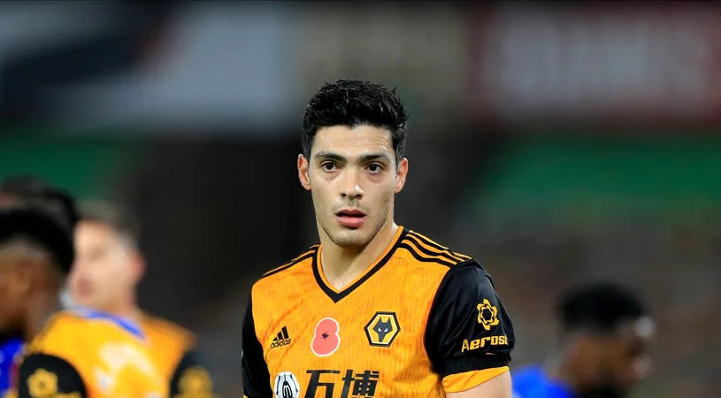 Transfer de top în Premier League: Raul Jimenez recunoaște că a fost contactat de cei de la Manchester United!