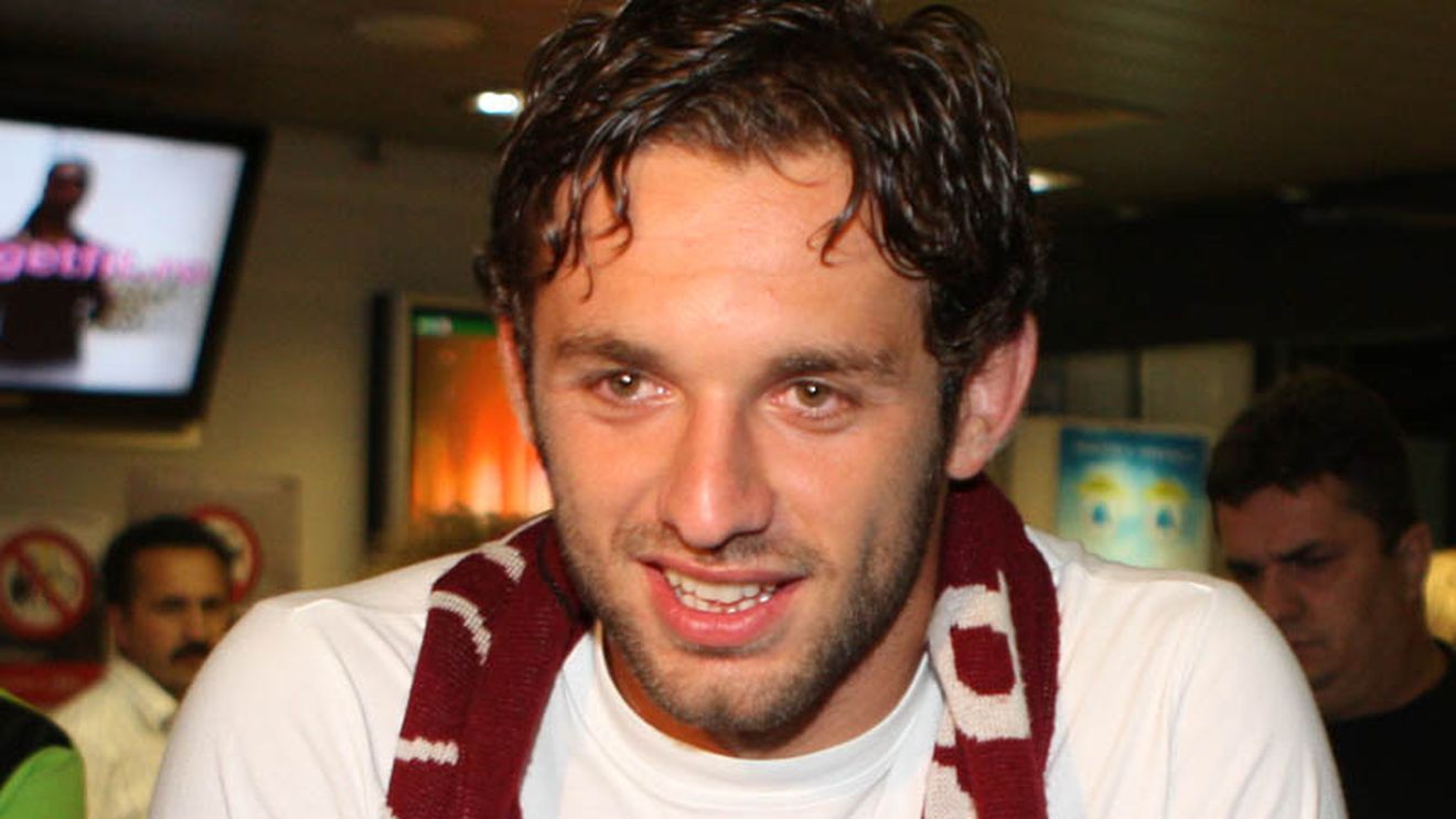 Djalovic a semnat cu Rapid!