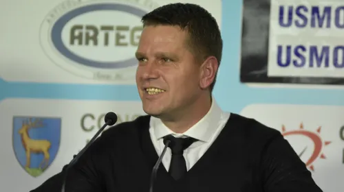 Flavius Stoican, show la conferința de presă dinaintea partidei cu Hermannstadt Sibiu: „Ai fi de acord ca jucătorii tăi să facă videochat?” Reacția fabuloasă a tehnicianului