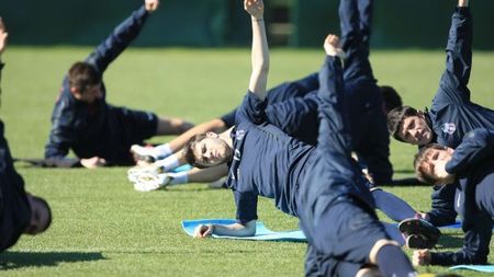 Steaua, cazată în regim hotelier: "A început transhumanța!"** Primele ironii lansate de rivalii steliștilor