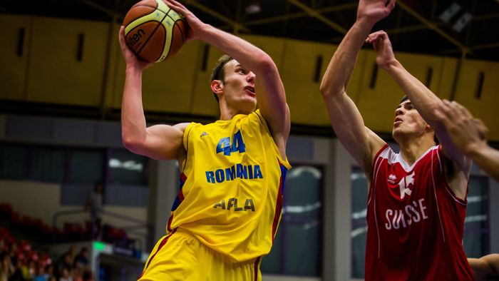 La un singur meci de calificare. România a învins dramatic Suedia și păstrează șanse importante să se califice la Campionatul European