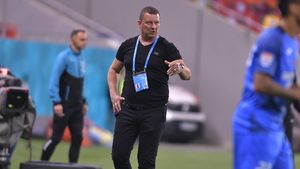 Ionuț Chirilă îi răspunde lui Robert Niță, după ce acesta l-a ironizat: „Îmi doresc un jucător cum a fost el” | VIDEO EXCLUSIV ProSport Live