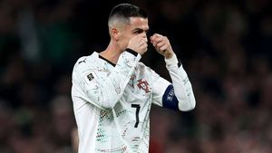 The Sun, titlu tăios împotriva lui Cristiano Ronaldo după ce a luat cartonaș roșu în Irlanda – Portugalia! Ce au scris britanicii