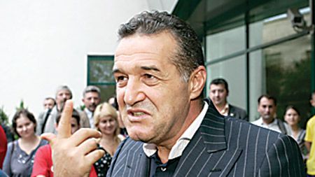"Am glumit când am spus că nu e o tragedie dacă nu ne calificăm"