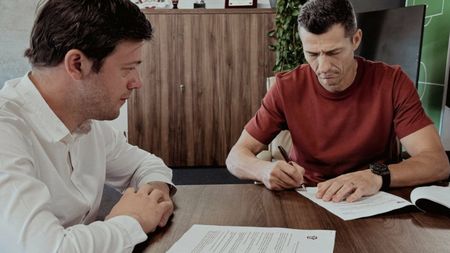 Război total în Giulești! Costel Gâlcă îi răspunde dur lui Victor Angelescu: „Le-am spus în ședințe, dar nu s-au luat măsuri!”