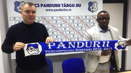 Pandurii l-a numit director de scouting pe agentul care l-a adus în România pe Ongenda. Clubul poate face legitimări pe puşti, dar nou-venitul vorbeşte despre foşti fotbalişti la Tottenham sau PSV